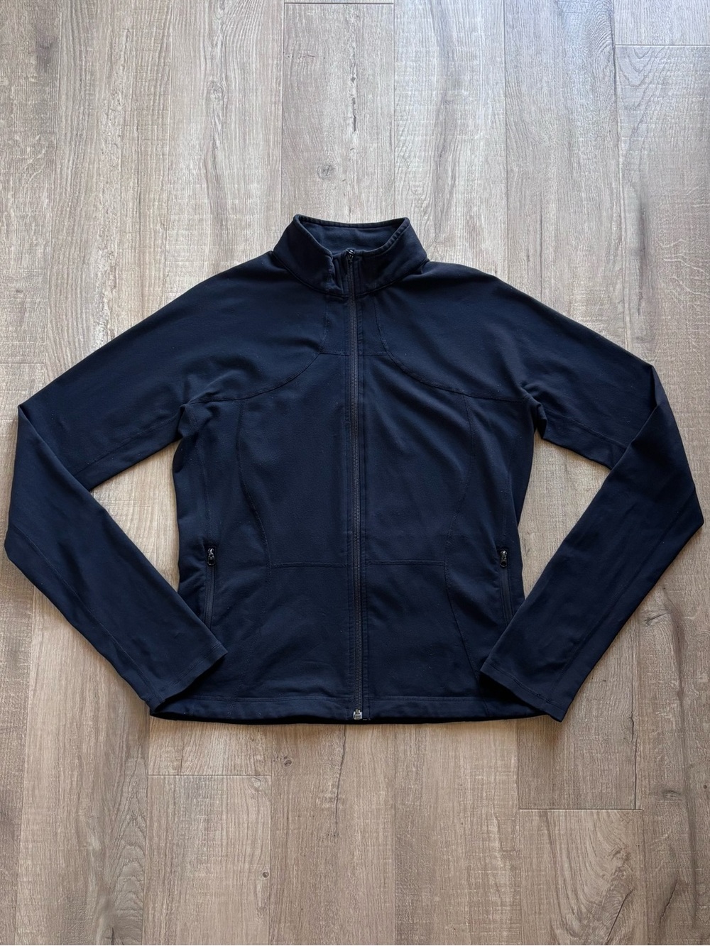 Lululemon Full-Zip Longsleeve Jacket in Black